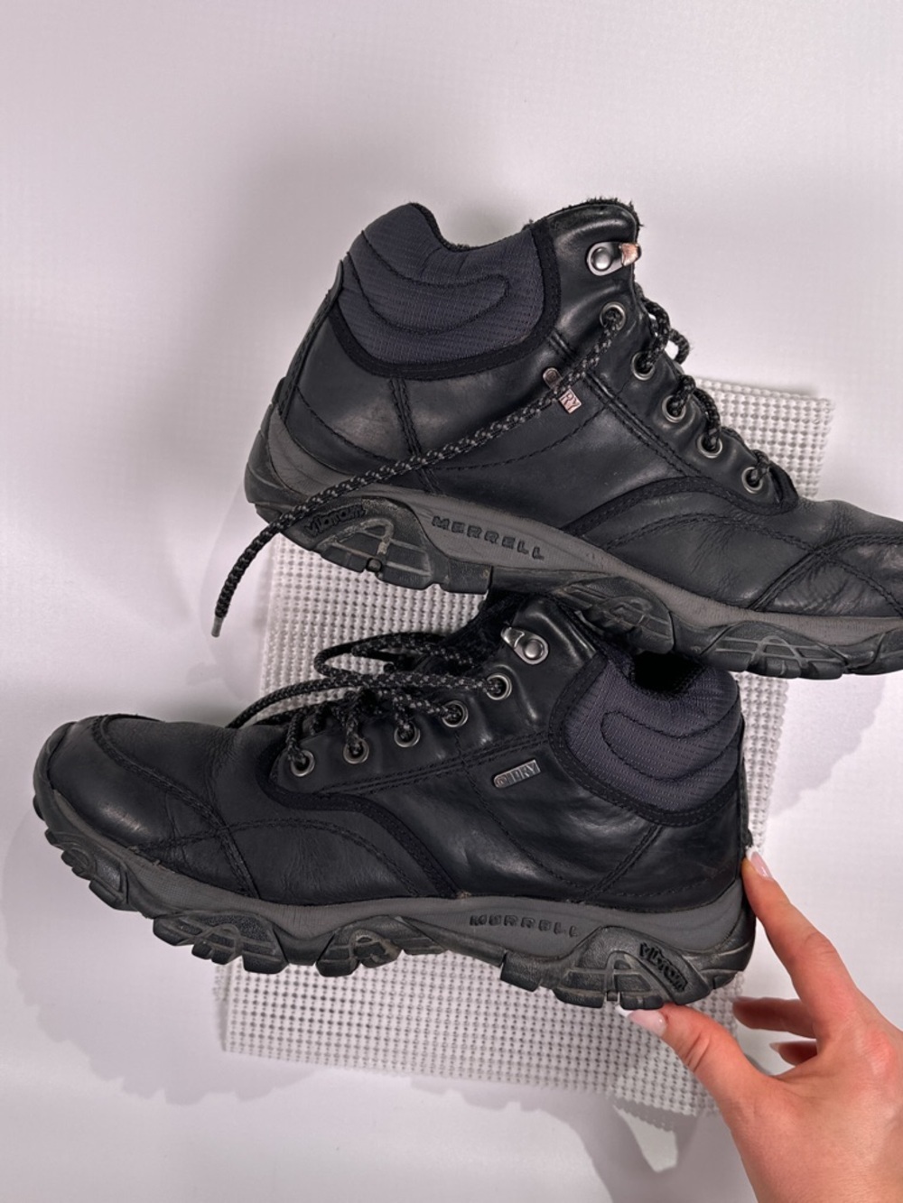 Merrell Black Leather Waterproof Hiking Boots l - Picture 3 of 12